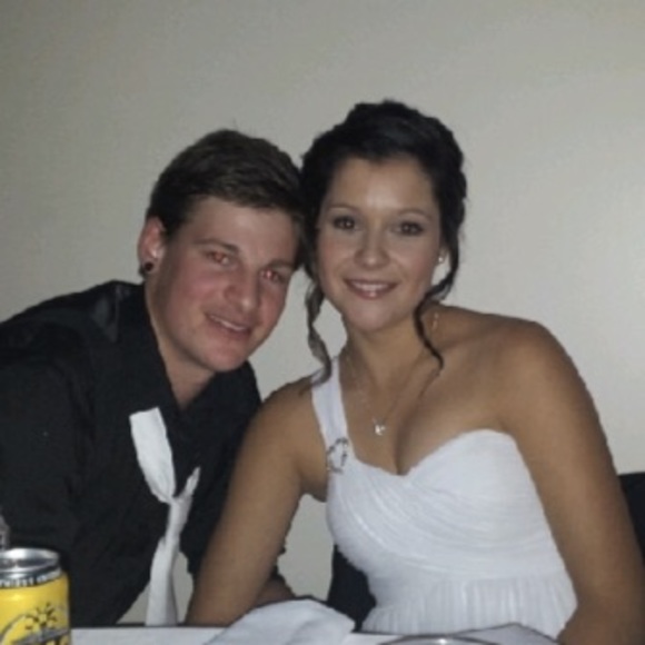 Meet your Posher, Jessica - Picture 1 of 1